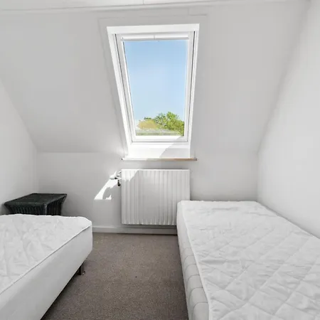 Appartement Angelie - 350m From The Sea By Interhome Neksø